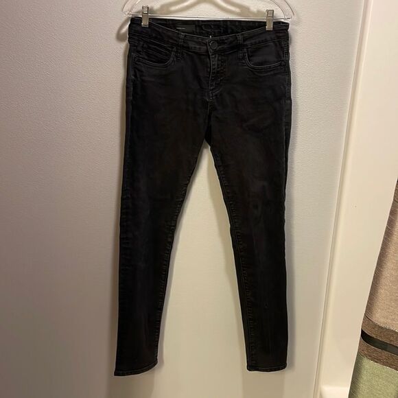 Kut from the Kloth Diana Skinny woman’s black jeans - Picture 1 of 11